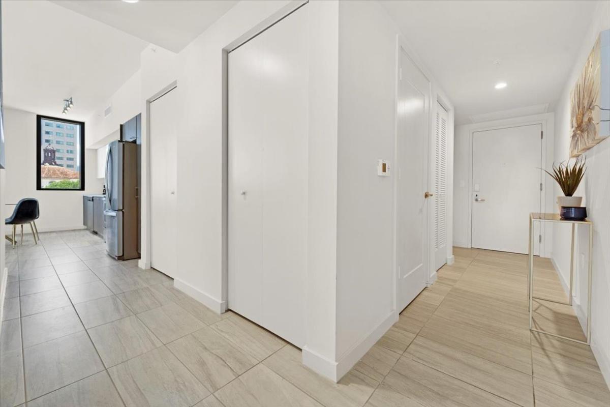 Devereaux Miami Luxury One-Bedroom And Studios Zewnętrze zdjęcie
