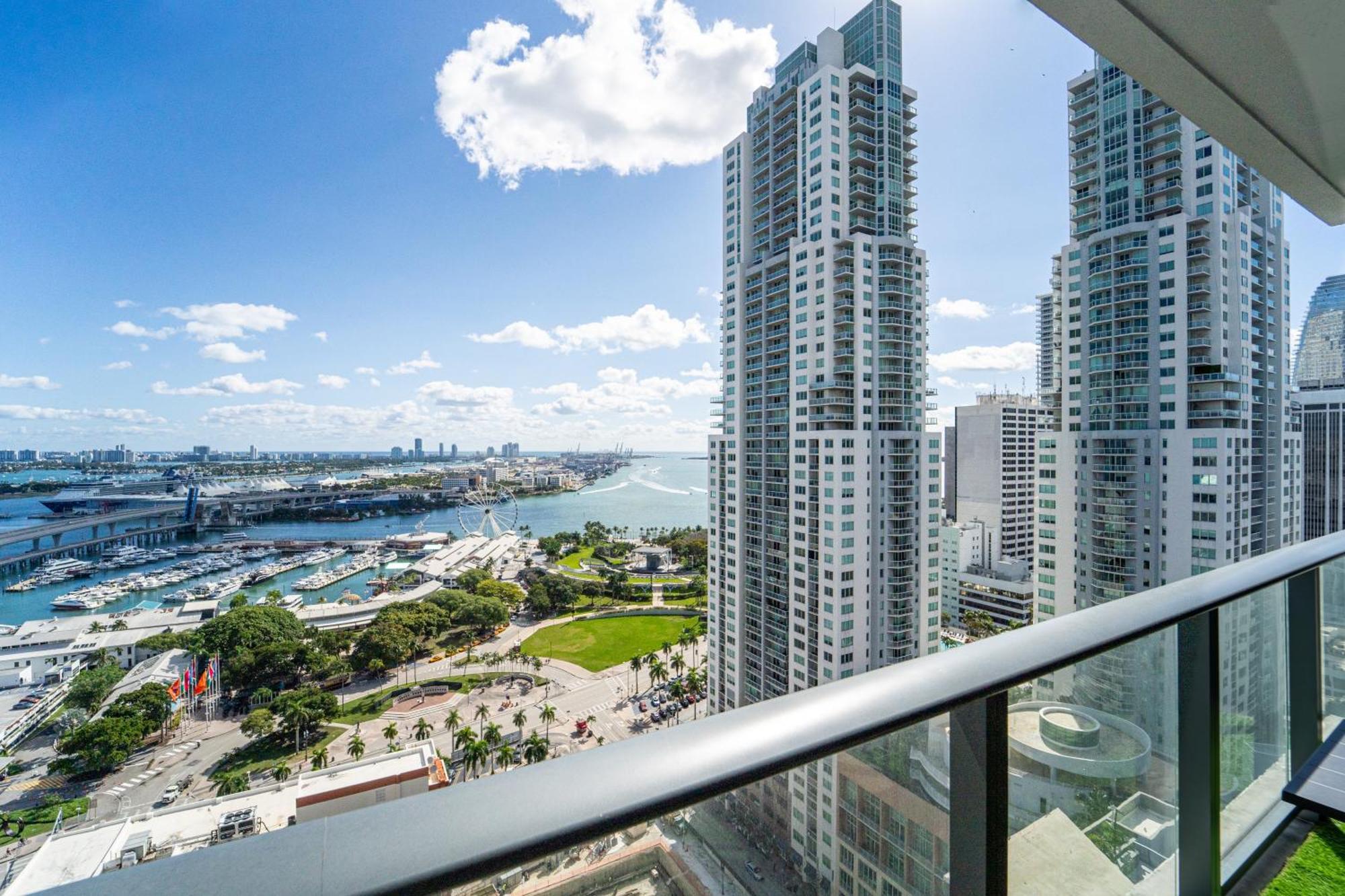 Devereaux Miami Luxury One-Bedroom And Studios Zewnętrze zdjęcie