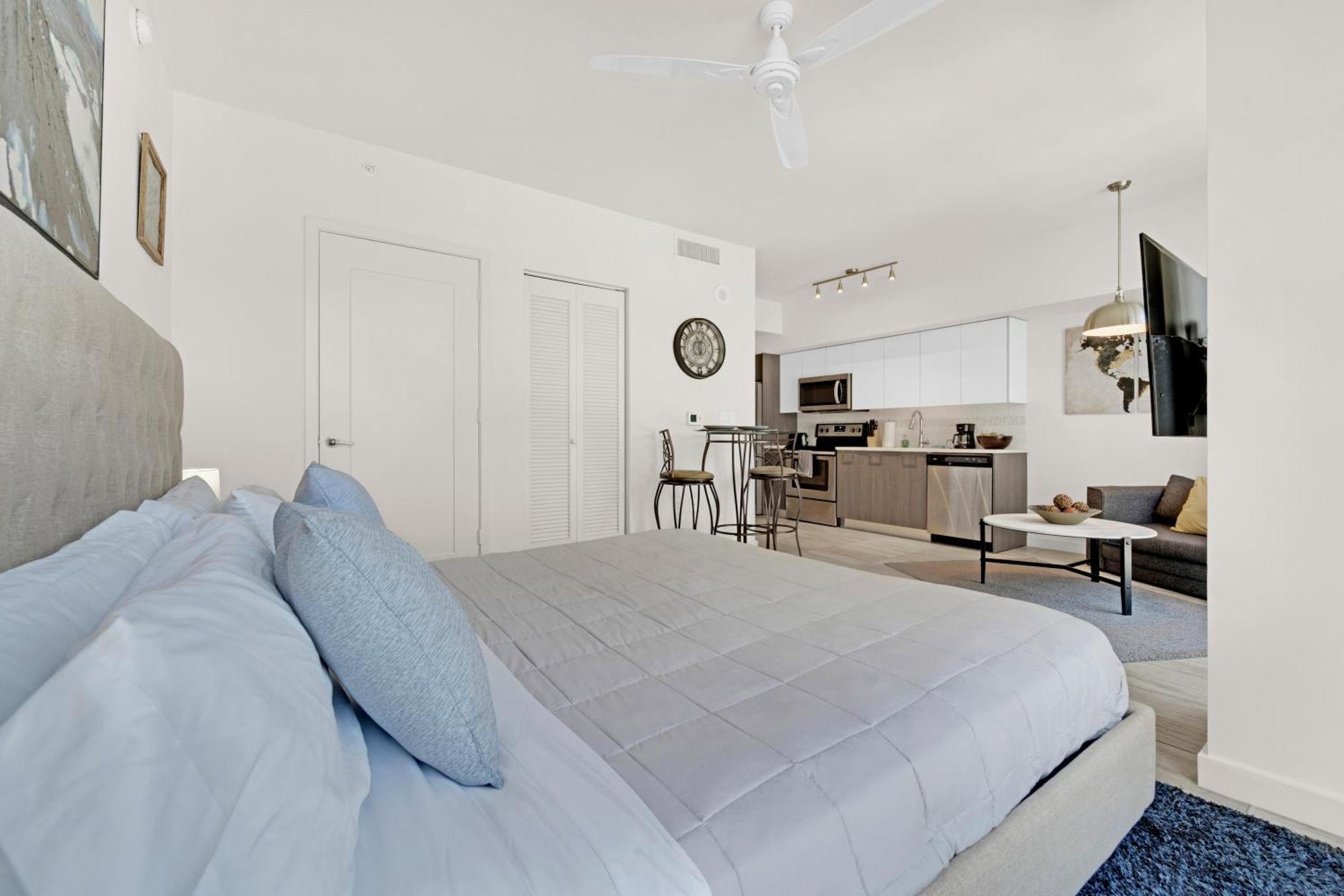 Devereaux Miami Luxury One-Bedroom And Studios Zewnętrze zdjęcie