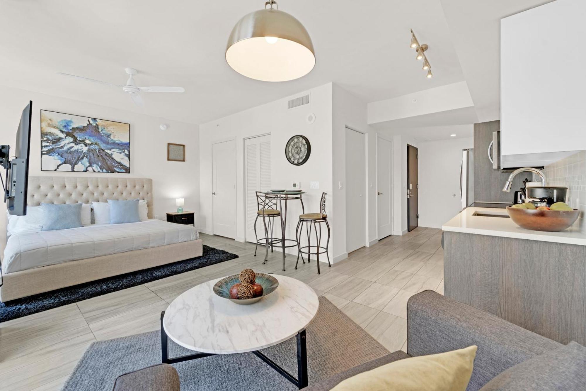 Devereaux Miami Luxury One-Bedroom And Studios Zewnętrze zdjęcie