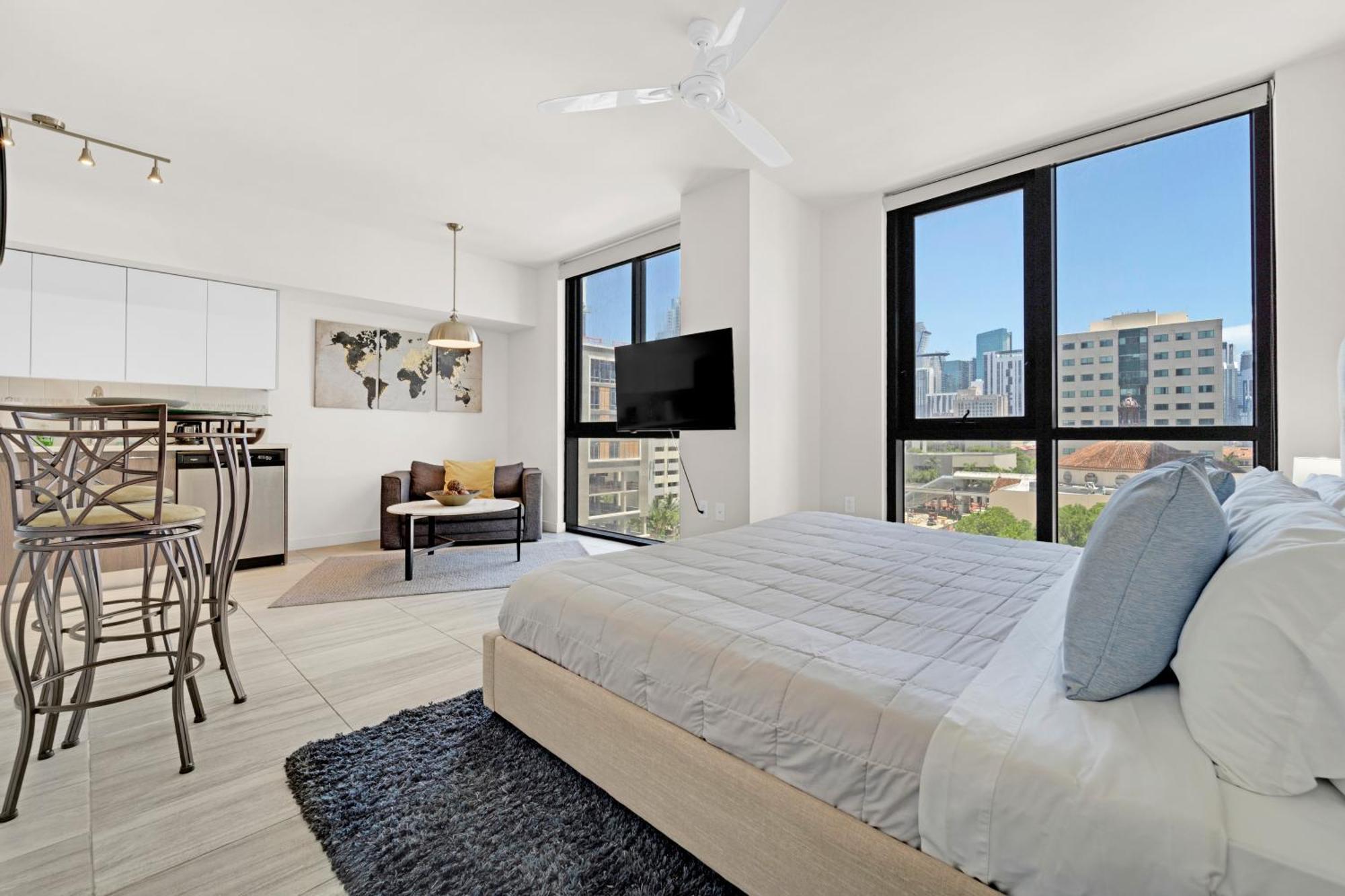 Devereaux Miami Luxury One-Bedroom And Studios Zewnętrze zdjęcie